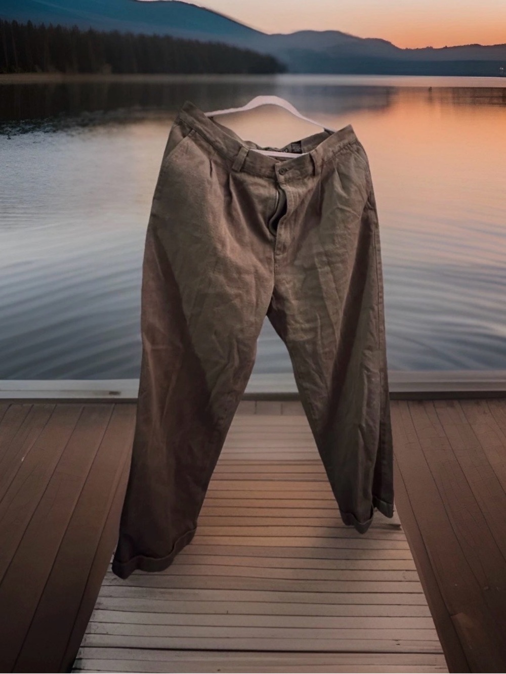 VINTAGE Gap Men's 90s Y2K Chinos, Size 36x30, Corduroy Brown Pleated Pants